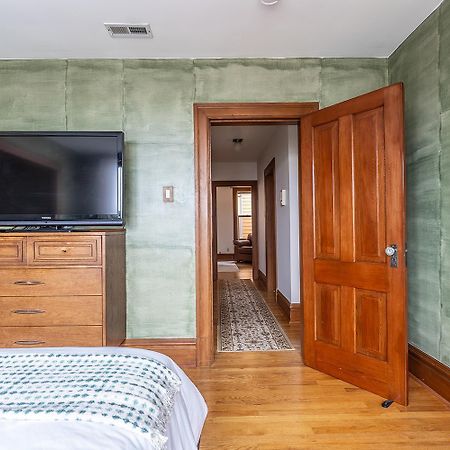 Villa Charming Capitol Hill Craftsman à Seattle Extérieur photo